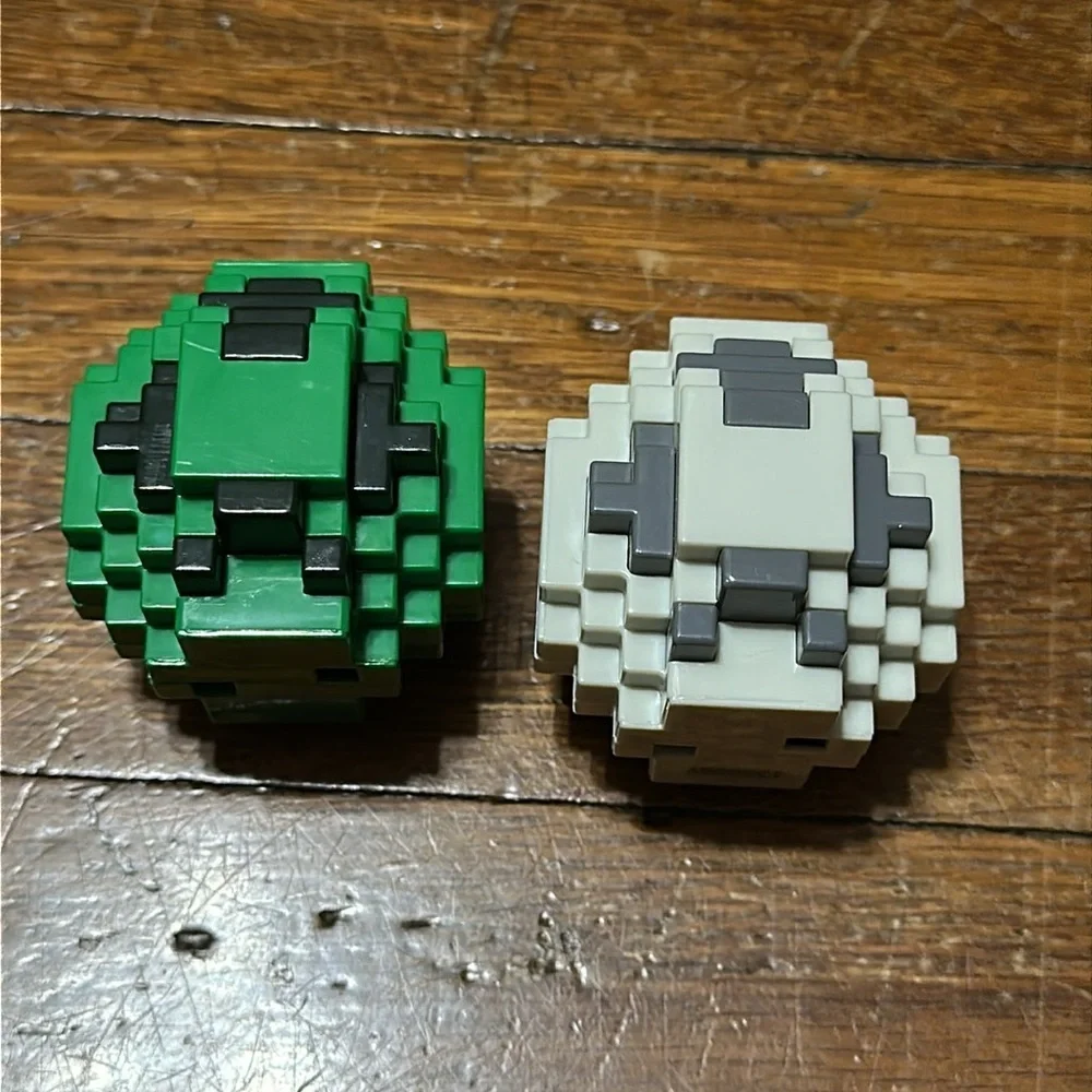 Minecraft Creeper and Ghast Eggs Toy Set